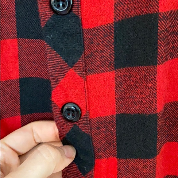 Red and black plaid shirt - Picture 3 of 3